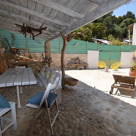 Glavounos House