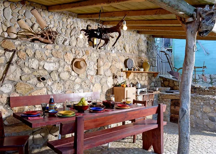 Сasa de vacaciones Glavounos House