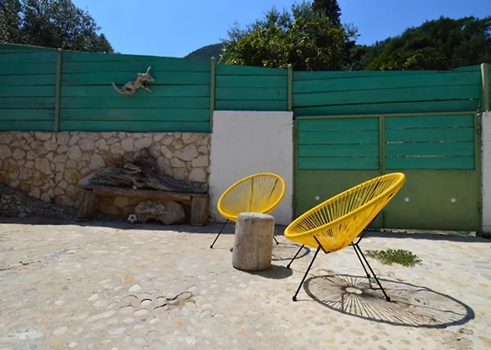 Glavounos House