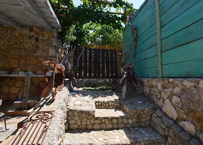 Glavounos House